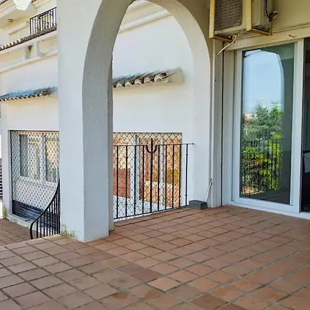 La Cova Apartment